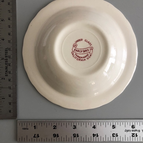 Early Days Vernonware California U.S.A. Under Glaze set of 4 dessert dishes - Picture 2 of 2